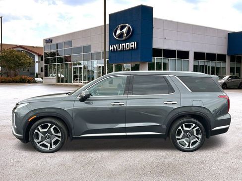 Used 2025 Hyundai Palisade SEL image 2