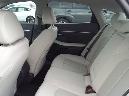 Certified 2025 Hyundai Sonata SEL image 11