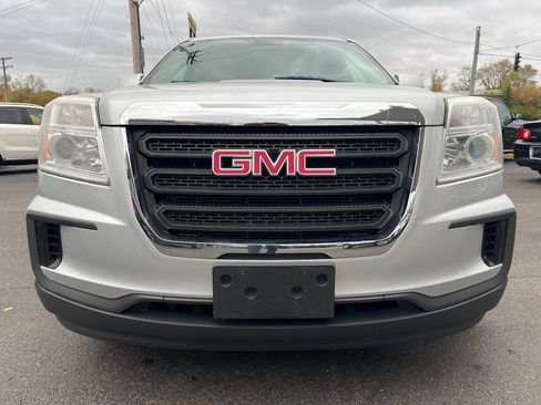 Used 2017 GMC Terrain SLE FWD image 4