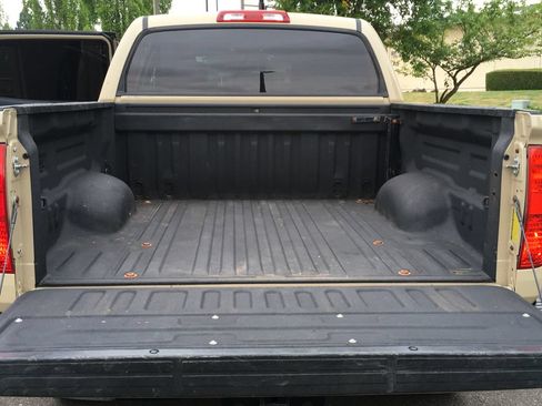 Used 2017 Toyota Tundra SR5 w/ TRD Off Road Package AWD/4WD image 33