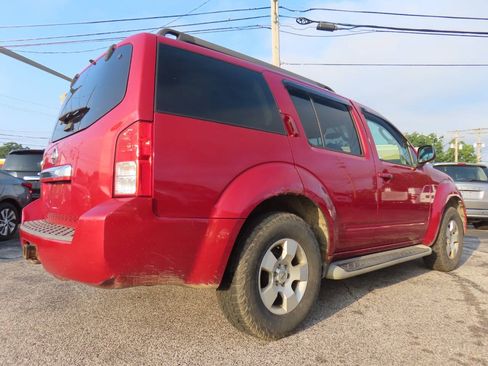 Used 2011 Nissan Pathfinder S AWD/4WD image 24