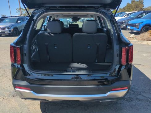 New 2026 Kia Sorento S FWD image 25