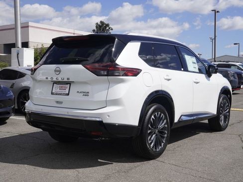 New 2026 Nissan Rogue Platinum AWD/4WD image 4