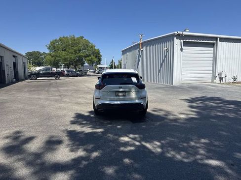 Used 2024 Nissan Murano Platinum w/ Cargo Package FWD image 6