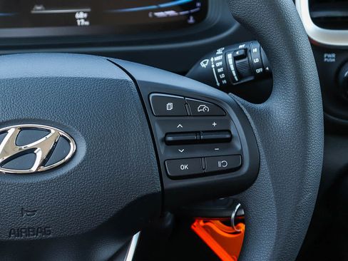 New 2026 Hyundai Venue SE FWD image 23