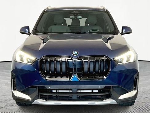Used 2023 BMW X1 xDrive28i image 3