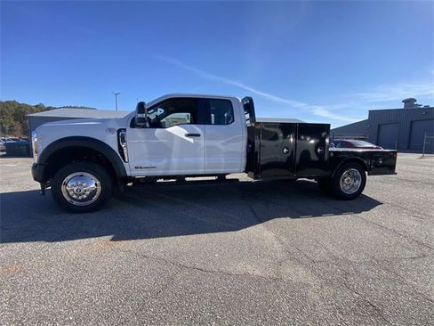 New 2026 Ford F550 4x4 SuperCab Super Duty image 6