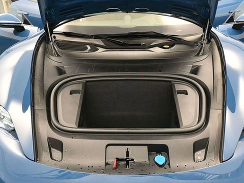 Used 2022 Porsche Taycan 4S image 27