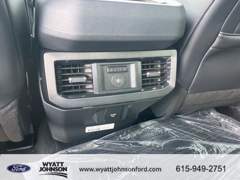 New 2026 Ford F250 Platinum w/ Tremor Off-Road Package AWD/4WD image 18