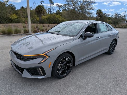 New 2026 Kia K5 GT-Line image 9