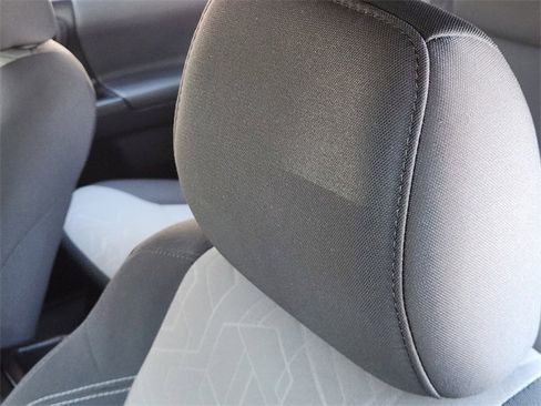 Used 2021 Toyota Tacoma TRD Sport w/ Technology Package image 11