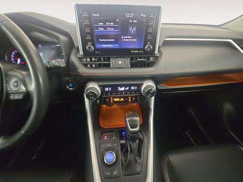 Used 2019 Toyota RAV4 Adventure w/ Cold Weather Package AWD/4WD image 11