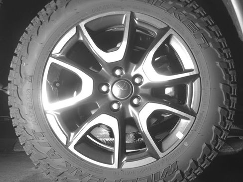 Used 2025 Jeep Compass Trailhawk image 15