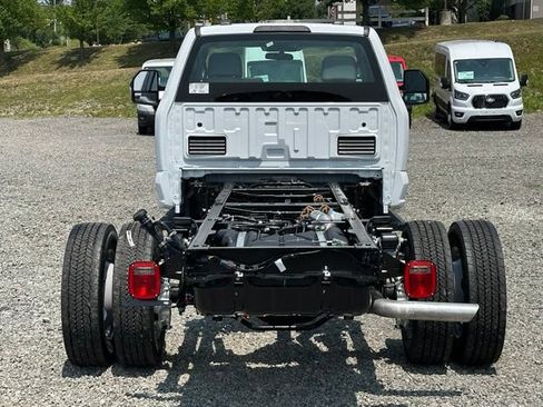 New 2026 Ford F550 4x4 Regular Cab Super Duty image 5
