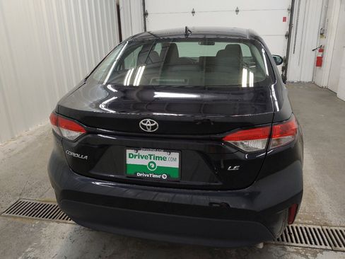Used 2024 Toyota Corolla LE FWD image 7