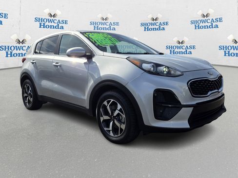 Used 2022 Kia Sportage LX image 10