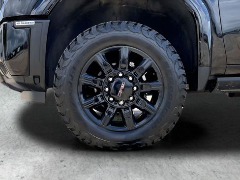 Used 2024 GMC Sierra 2500 AT4 w/ AT4 Premium Plus Package AWD/4WD image 35