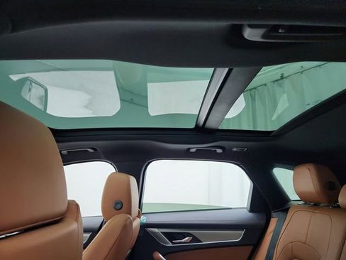 New 2026 Jaguar F-PACE R-Dynamic S image 18