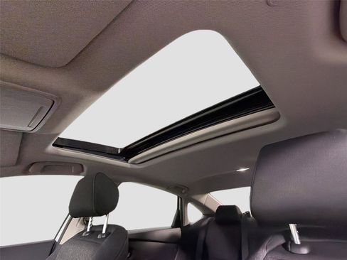 Used 2025 Honda Accord SE image 20