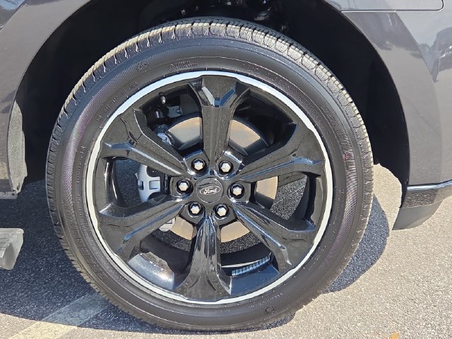 Certified 2023 Ford Expedition Limited RWD image 33