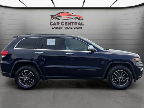 Used 2017 Jeep Grand Cherokee Limited AWD/4WD image 6
