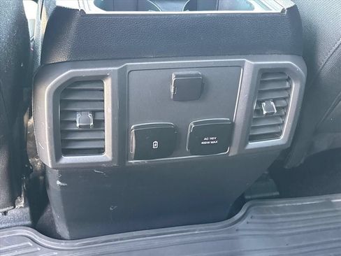 Used 2019 Ford F150 XLT w/ Equipment Group 302A Luxury AWD/4WD image 20