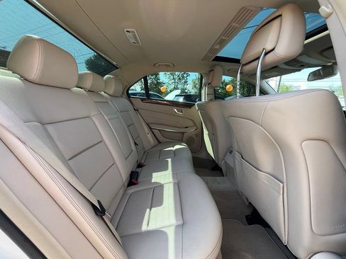 Used 2014 Mercedes-Benz E 350 Sedan image 30