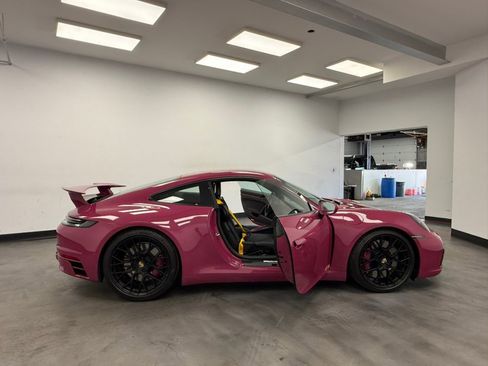 Used 2024 Porsche 911 Carrera 4 GTS AWD/4WD image 30