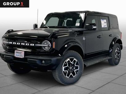New 2025 Ford Bronco Outer Banks