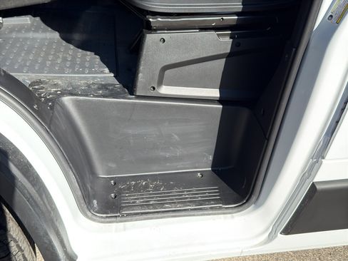 New 2026 RAM ProMaster 2500 w/ Convenience Group image 15
