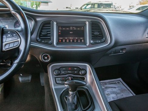 Used 2020 Dodge Challenger SXT w/ Driver Convenience Group image 13