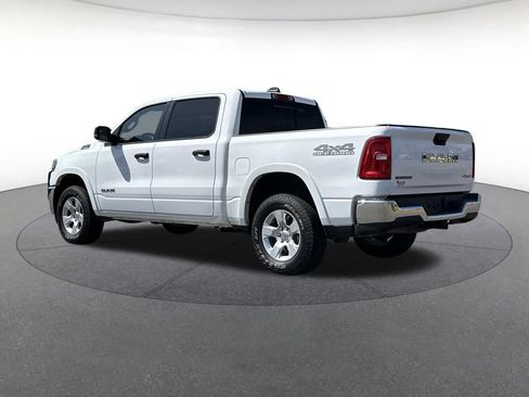 Certified 2025 RAM 1500 Big Horn AWD/4WD image 3