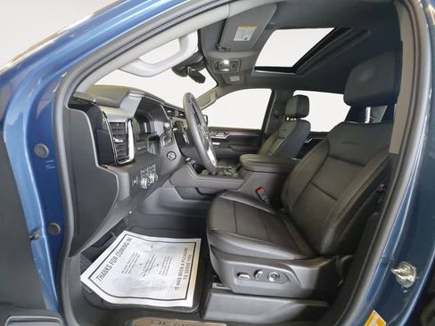 Used 2026 GMC Sierra 1500 Denali w/ Denali Reserve Package AWD/4WD image 11
