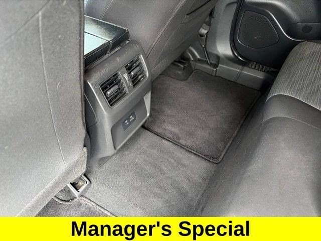 Used 2023 Nissan Rogue SV FWD image 29
