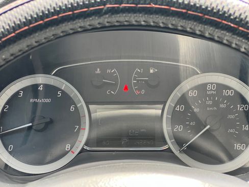 Used 2013 Nissan Sentra SR w/ Premium Pkg FWD image 15