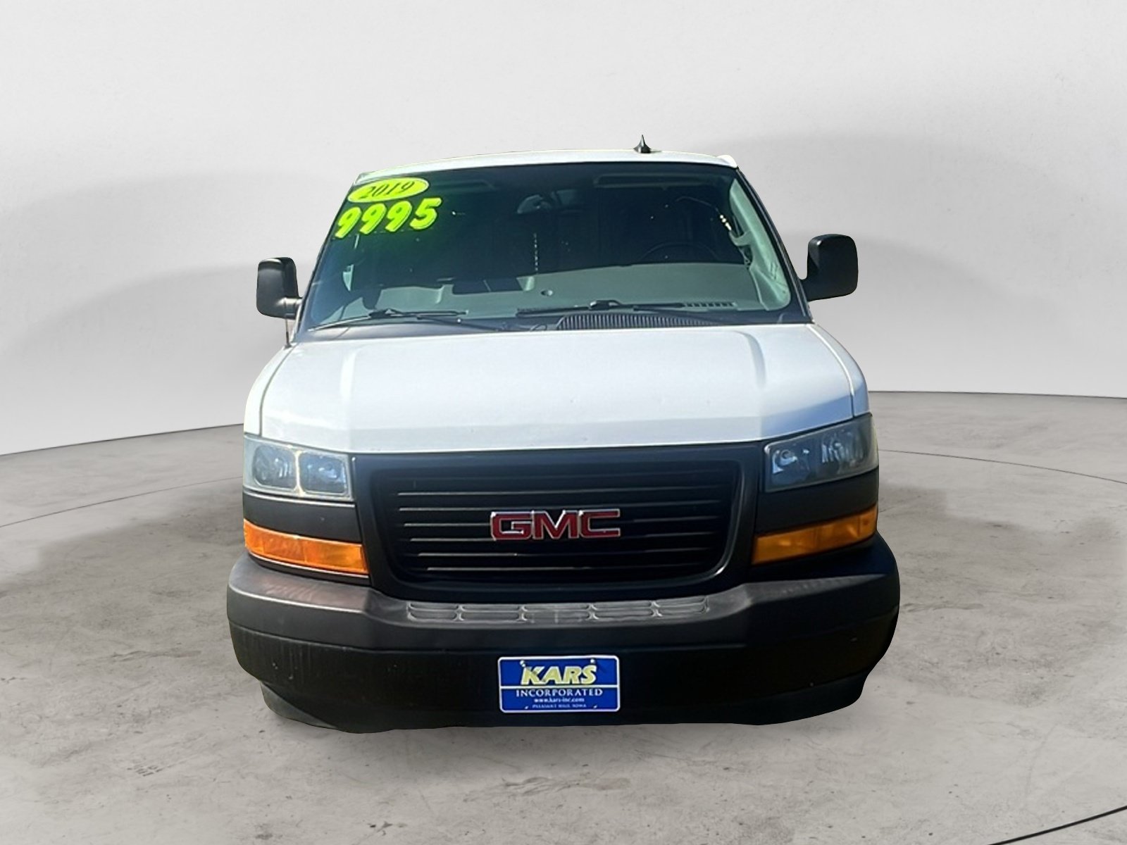 Used 2019 GMC Savana 2500 w/ Driver Convenience Package RWD image 2