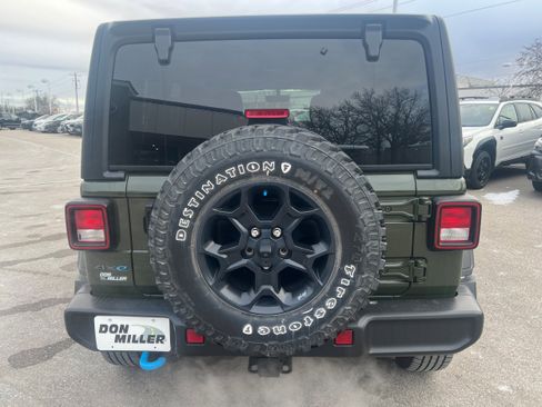 Used 2023 Jeep Wrangler Unlimited w/ Cold Weather Group image 6