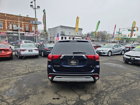 Used 2020 Mitsubishi Outlander LE image 7