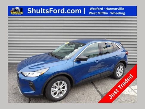 Certified 2023 Ford Escape Active w/ Tech Pack #1 FWD image 1