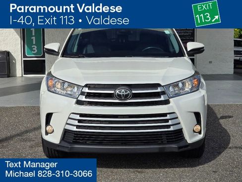 Used 2019 Toyota Highlander AWD V6 image 22