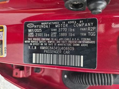 Used 2025 Hyundai Venue SEL FWD image 35