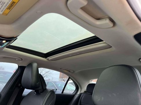 Used 2024 Mercedes-Benz C 300 4MATIC Sedan image 20