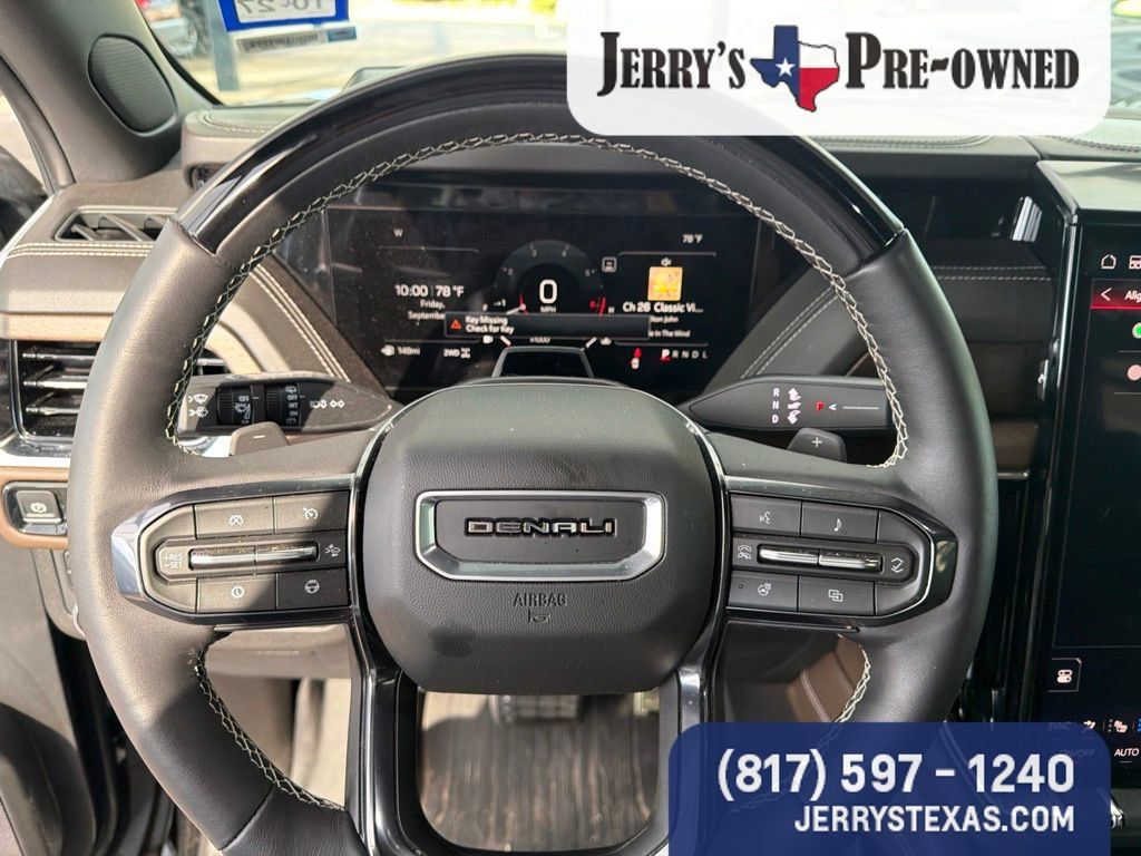 Used 2026 GMC Yukon Denali Ultimate AWD/4WD image 13