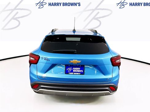 New 2026 Chevrolet Trax LT w/ Driver Confidence Package FWD image 28