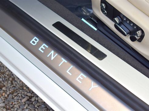 Used 2021 Bentley Continental GT AWD/4WD image 22