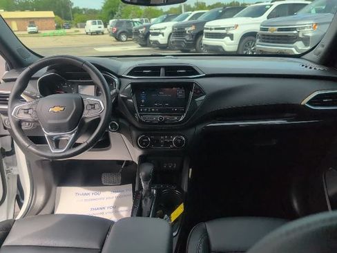 Used 2023 Chevrolet TrailBlazer ACTIV w/ Convenience Package FWD image 37