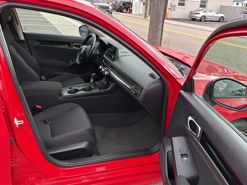 Used 2022 Honda Civic EX image 25