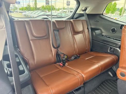 Used 2020 Subaru Ascent Touring w/ Popular Package #2 AWD/4WD image 12