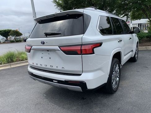 Certified 2024 Toyota Sequoia Capstone AWD/4WD image 8