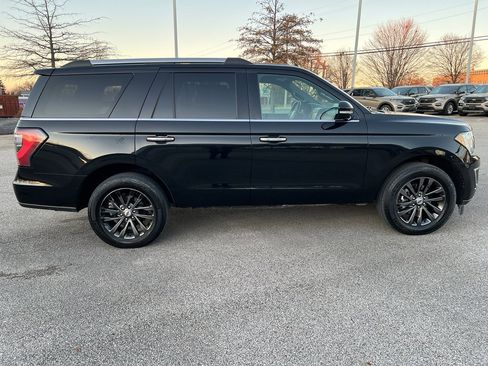 Used 2020 Ford Expedition Limited image 8